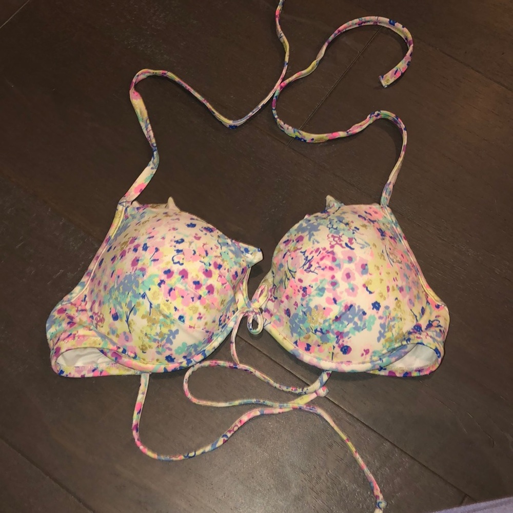Bikini top